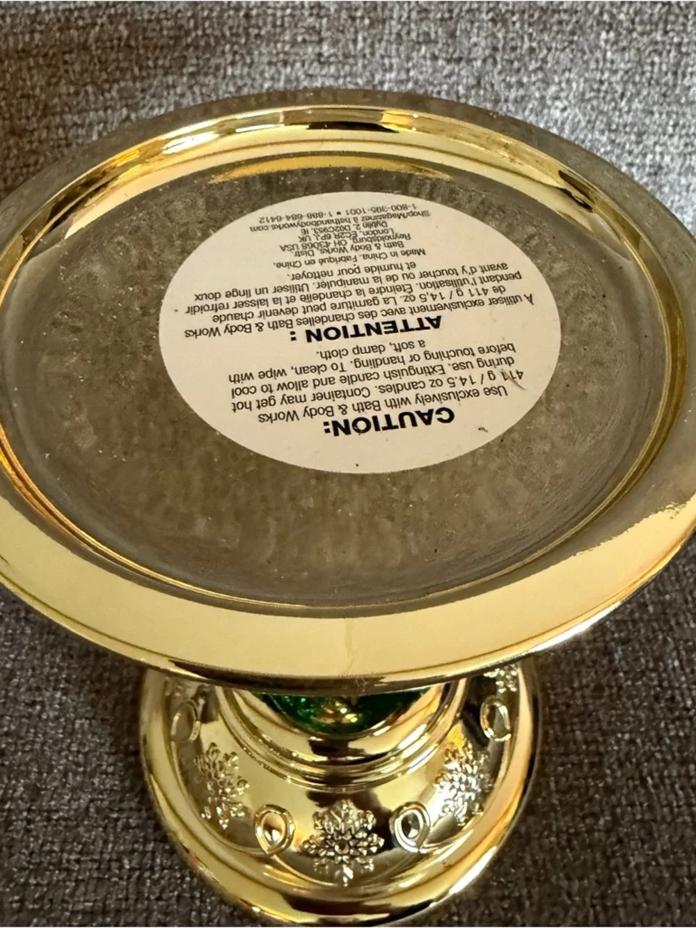Bath & Body Works Gold Christmas Wreath & Bell 3-Wick Pedestal Candle Holder - Picture 2 of 6